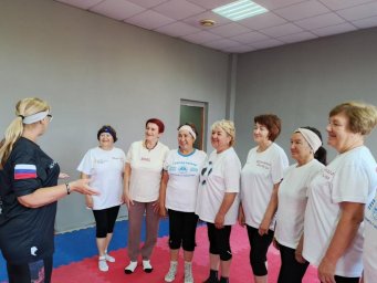 Пенсионеры Стерлитамака нашли ген долголетия в каратэ медосмотрах и поддержке единомышленников