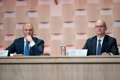 Алексей Беспрозванных представил инфраструктурные планы региона на заседании